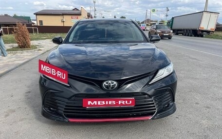 Toyota Camry, 2021 год, 3 500 000 рублей, 8 фотография