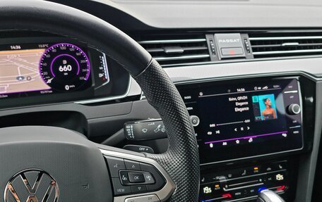 Volkswagen Passat B8 рестайлинг, 2021 год, 2 900 000 рублей, 15 фотография