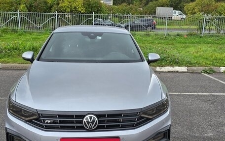 Volkswagen Passat B8 рестайлинг, 2021 год, 2 900 000 рублей, 3 фотография