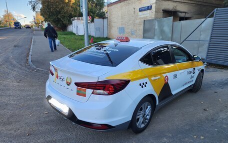 Hyundai Elantra VI рестайлинг, 2020 год, 1 200 000 рублей, 4 фотография