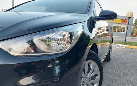 Hyundai Solaris II рестайлинг, 2019 год, 1 470 000 рублей, 2 фотография