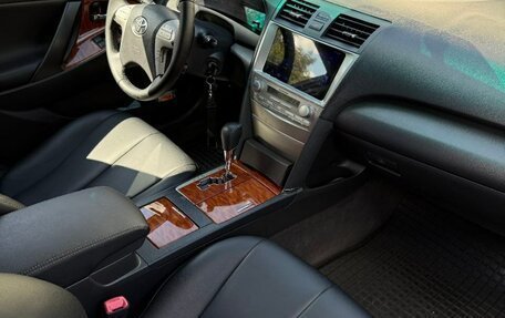 Toyota Camry, 2011 год, 1 600 000 рублей, 22 фотография