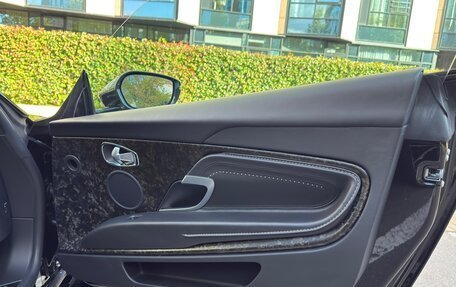Aston Martin DB11 I, 2017 год, 12 900 000 рублей, 26 фотография