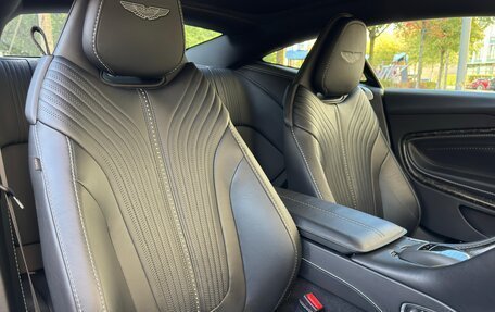 Aston Martin DB11 I, 2017 год, 12 900 000 рублей, 28 фотография