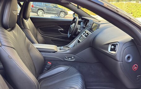 Aston Martin DB11 I, 2017 год, 12 900 000 рублей, 34 фотография
