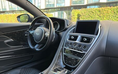 Aston Martin DB11 I, 2017 год, 12 900 000 рублей, 33 фотография