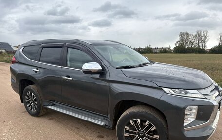 Mitsubishi Pajero Sport III рестайлинг, 2021 год, 2 650 000 рублей, 12 фотография