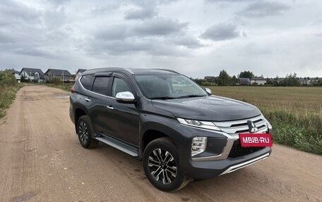 Mitsubishi Pajero Sport III рестайлинг, 2021 год, 2 650 000 рублей, 14 фотография