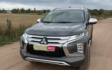 Mitsubishi Pajero Sport III рестайлинг, 2021 год, 2 650 000 рублей, 9 фотография