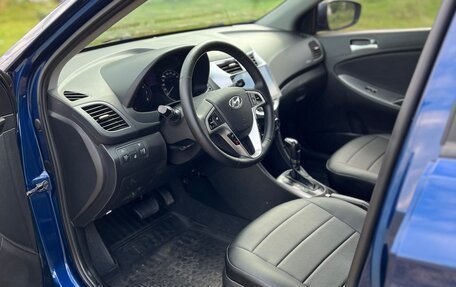 Hyundai Solaris II рестайлинг, 2015 год, 850 000 рублей, 5 фотография