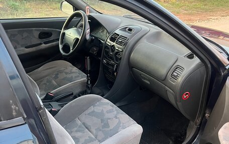 Mitsubishi Carisma I, 1997 год, 125 000 рублей, 8 фотография