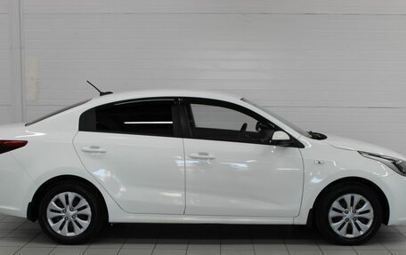KIA Rio IV, 2018 год, 1 200 000 рублей, 5 фотография