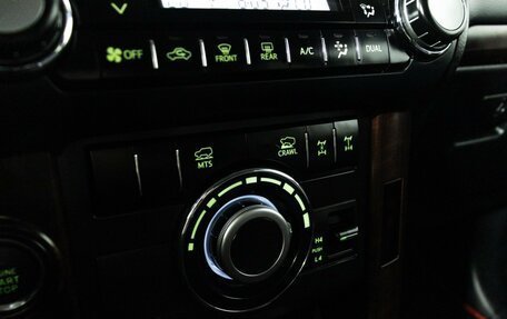 Toyota Land Cruiser Prado 150 рестайлинг 2, 2014 год, 3 299 585 рублей, 17 фотография