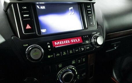 Toyota Land Cruiser Prado 150 рестайлинг 2, 2014 год, 3 299 585 рублей, 16 фотография