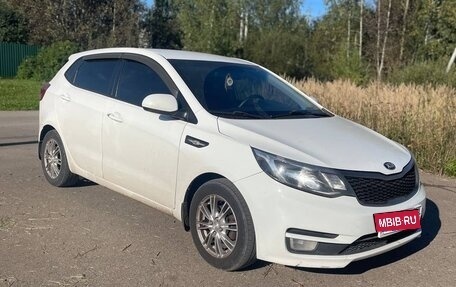 KIA Rio III рестайлинг, 2015 год, 750 000 рублей, 2 фотография