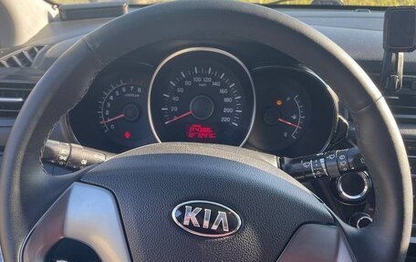 KIA Rio III рестайлинг, 2015 год, 750 000 рублей, 11 фотография
