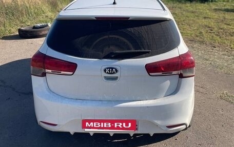 KIA Rio III рестайлинг, 2015 год, 750 000 рублей, 4 фотография