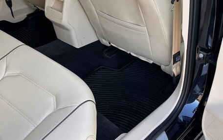 Volkswagen Passat B8 рестайлинг, 2019 год, 2 400 000 рублей, 11 фотография