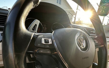 Volkswagen Passat B8 рестайлинг, 2019 год, 2 400 000 рублей, 15 фотография