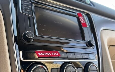 Volkswagen Passat B8 рестайлинг, 2019 год, 2 400 000 рублей, 17 фотография