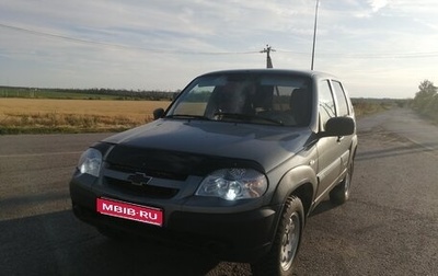 Chevrolet Niva I рестайлинг, 2018 год, 590 000 рублей, 1 фотография