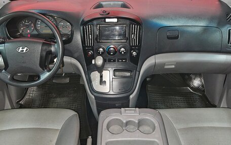 Hyundai Grand Starex Grand Starex I рестайлинг 2, 2010 год, 900 000 рублей, 9 фотография