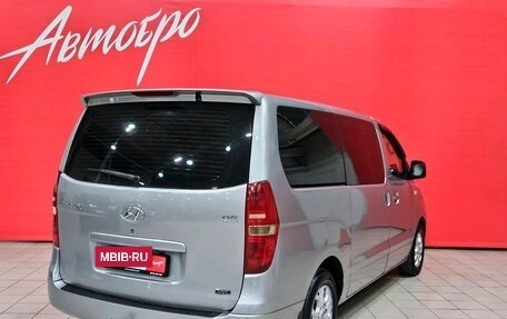 Hyundai Grand Starex Grand Starex I рестайлинг 2, 2010 год, 900 000 рублей, 5 фотография