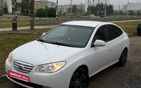 Hyundai Elantra IV, 2011 год, 600 000 рублей, 2 фотография