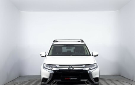 Mitsubishi Outlander III рестайлинг 3, 2019 год, 1 580 000 рублей, 2 фотография