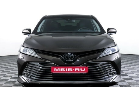 Toyota Camry, 2018 год, 2 977 000 рублей, 2 фотография