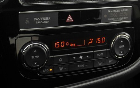 Mitsubishi Outlander III рестайлинг 3, 2019 год, 2 759 000 рублей, 12 фотография