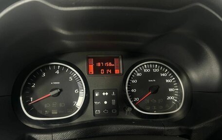 Renault Duster I рестайлинг, 2014 год, 850 000 рублей, 9 фотография
