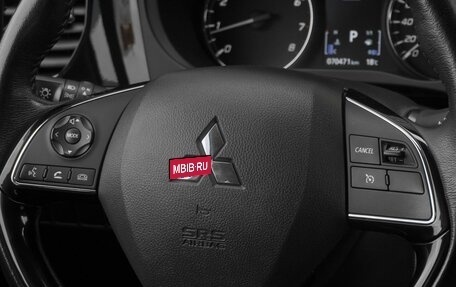 Mitsubishi Outlander III рестайлинг 3, 2019 год, 2 759 000 рублей, 19 фотография