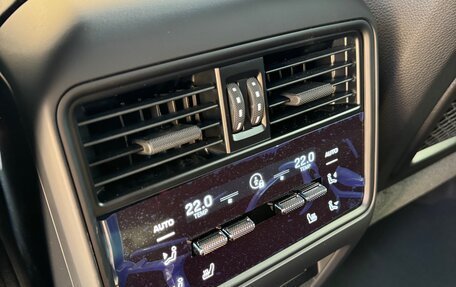 Porsche Cayenne III, 2024 год, 18 000 000 рублей, 14 фотография