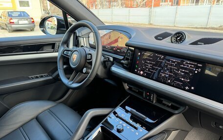 Porsche Cayenne III, 2024 год, 18 000 000 рублей, 17 фотография