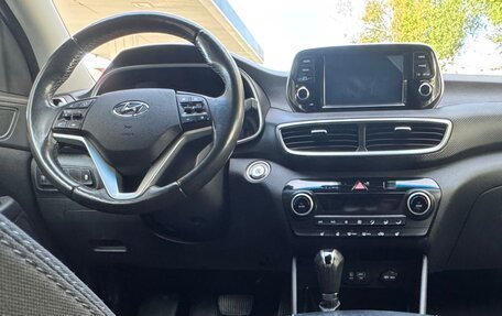 Hyundai Tucson III, 2018 год, 2 250 000 рублей, 10 фотография