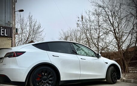 Tesla Model Y I, 2023 год, 5 640 000 рублей, 3 фотография
