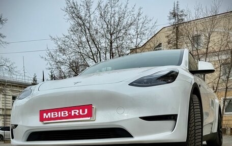 Tesla Model Y I, 2023 год, 5 640 000 рублей, 2 фотография