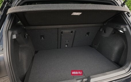 Volkswagen Golf GTI, 2022 год, 3 000 008 рублей, 16 фотография