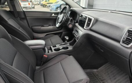 KIA Sportage IV рестайлинг, 2019 год, 2 200 000 рублей, 10 фотография