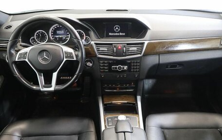 Mercedes-Benz E-Класс, 2012 год, 1 289 000 рублей, 11 фотография