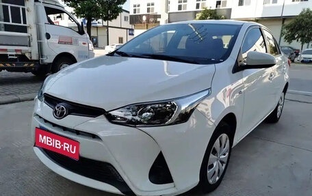 Toyota Yaris, 2022 год, 1 230 000 рублей, 1 фотография