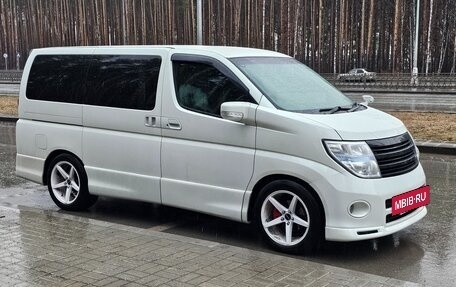 Nissan Elgrand III, 2008 год, 2 290 000 рублей, 8 фотография