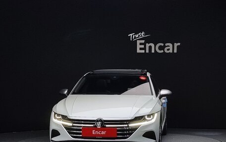 Volkswagen Arteon I, 2022 год, 2 800 000 рублей, 2 фотография