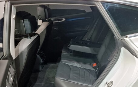 Volkswagen Arteon I, 2022 год, 2 800 000 рублей, 12 фотография