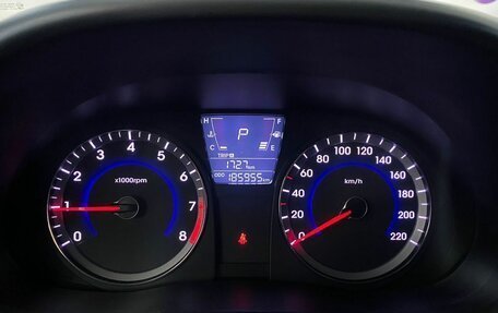 Hyundai Solaris II рестайлинг, 2011 год, 830 000 рублей, 8 фотография