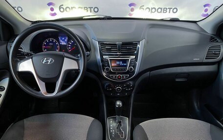 Hyundai Solaris II рестайлинг, 2011 год, 830 000 рублей, 6 фотография