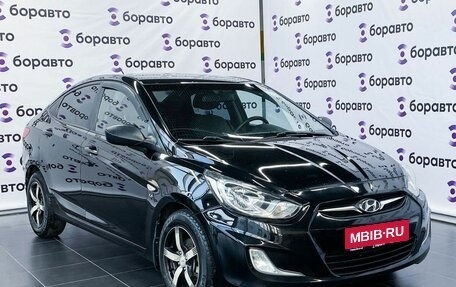 Hyundai Solaris II рестайлинг, 2011 год, 830 000 рублей, 1 фотография