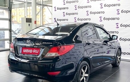Hyundai Solaris II рестайлинг, 2011 год, 830 000 рублей, 3 фотография