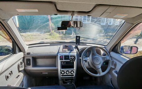 Nissan Cube II, 2001 год, 9 фотография